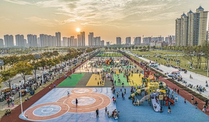 苏宿园区玄武湖西路北侧临时健身公园 全省典范中的台球热潮